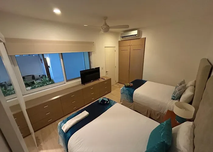 Seaview Roof Pool And Hammock 3 Blocks From